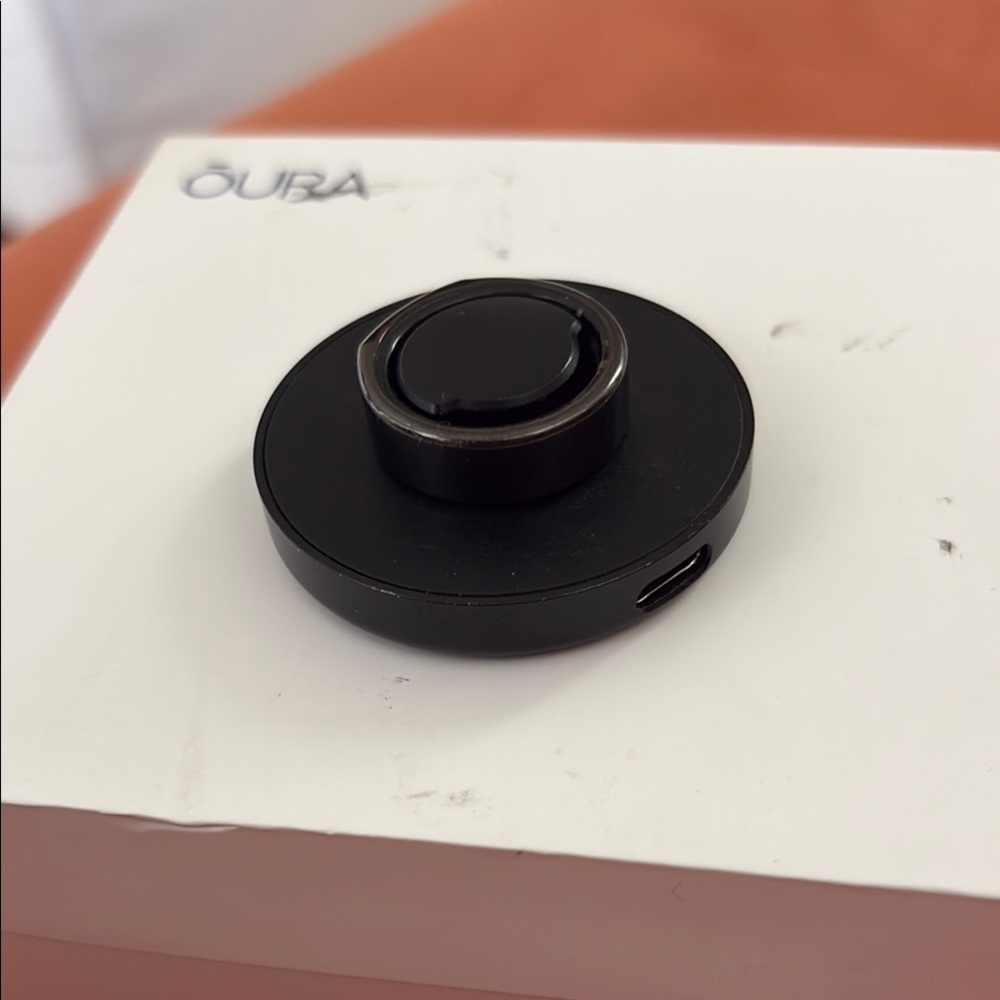Oura Ring Gen 3, size 9 - Picture 4 of 4